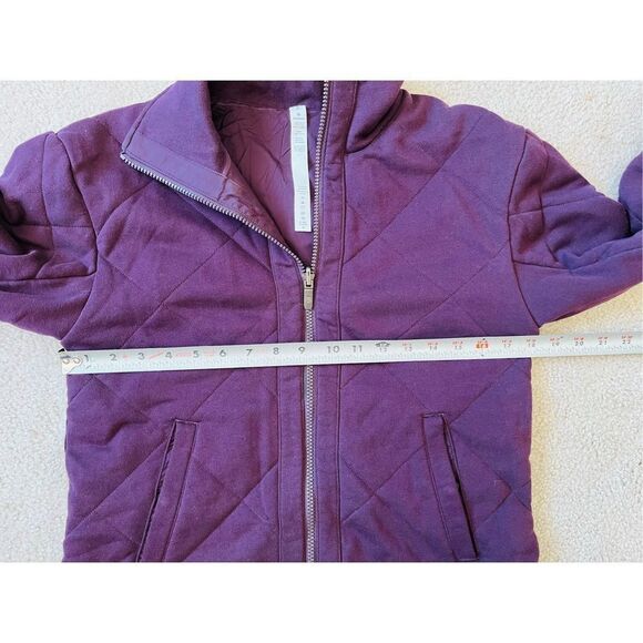 Lululemon Forever Warm Reversible Jacket in Cherry sz 6 - Picture 12 of 15